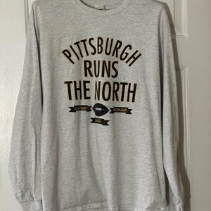 Pittsburgh Steelers men’s long sleeve like new ! Unique ! HTF this one !